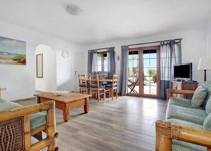 Puerto Chico 1 * بلايا بلانكا