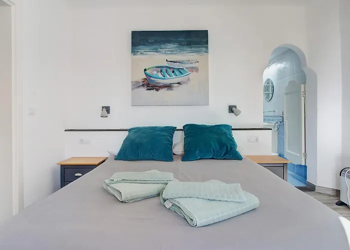 Puerto Chico 1 * بلايا بلانكا