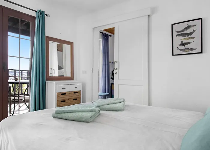 Puerto Chico 1 * بلايا بلانكا